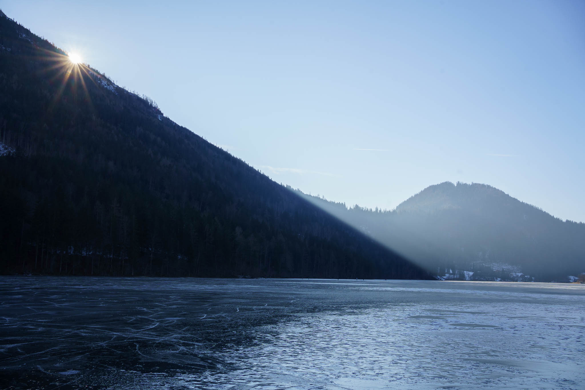 Frozen Lunzer See - Ice Skating