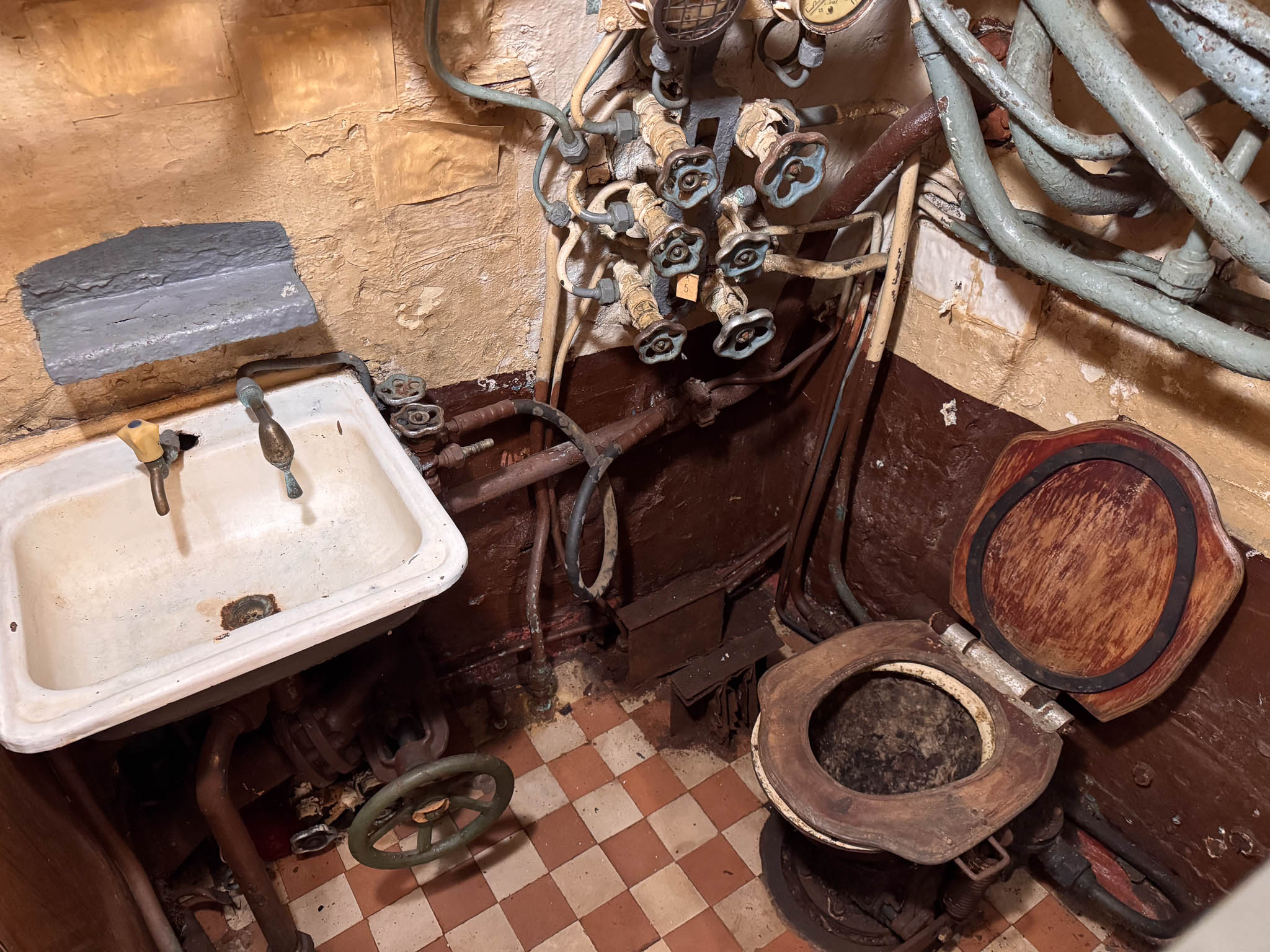 Uboot U-434 Submarine Hamburg